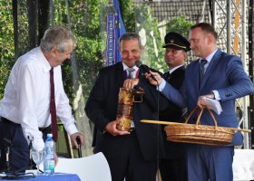 Fotogalerie: Návštěva prezidenta Miloše Zemana 2019 #26